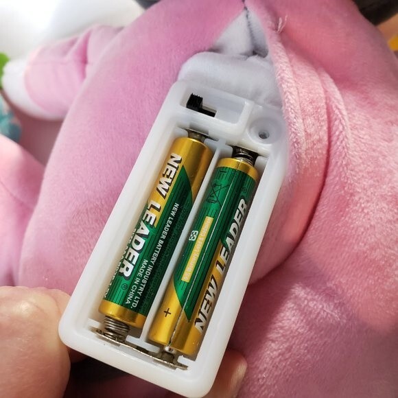 Disney Pink Baby Minnie Mouse Singing Musical Talking Plush Stuffed Soft Toy - Picture 8 of 9